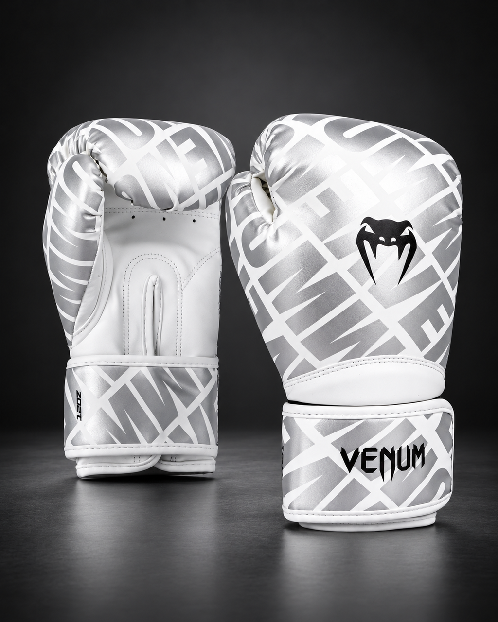 Venum Contender 1.5 Xt Boxing Gloves - White / Silver