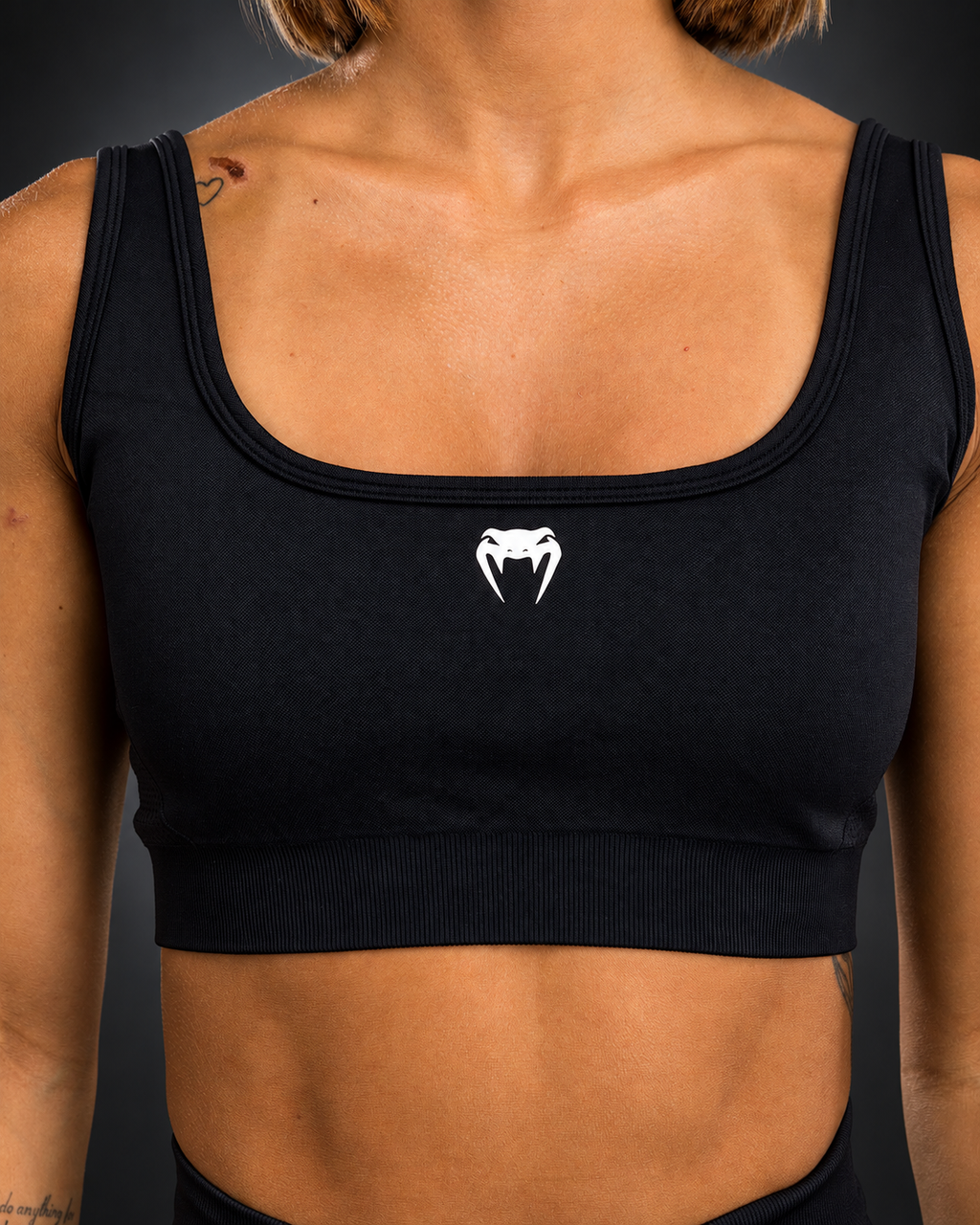 Venum Sculpt Long Sports Bra