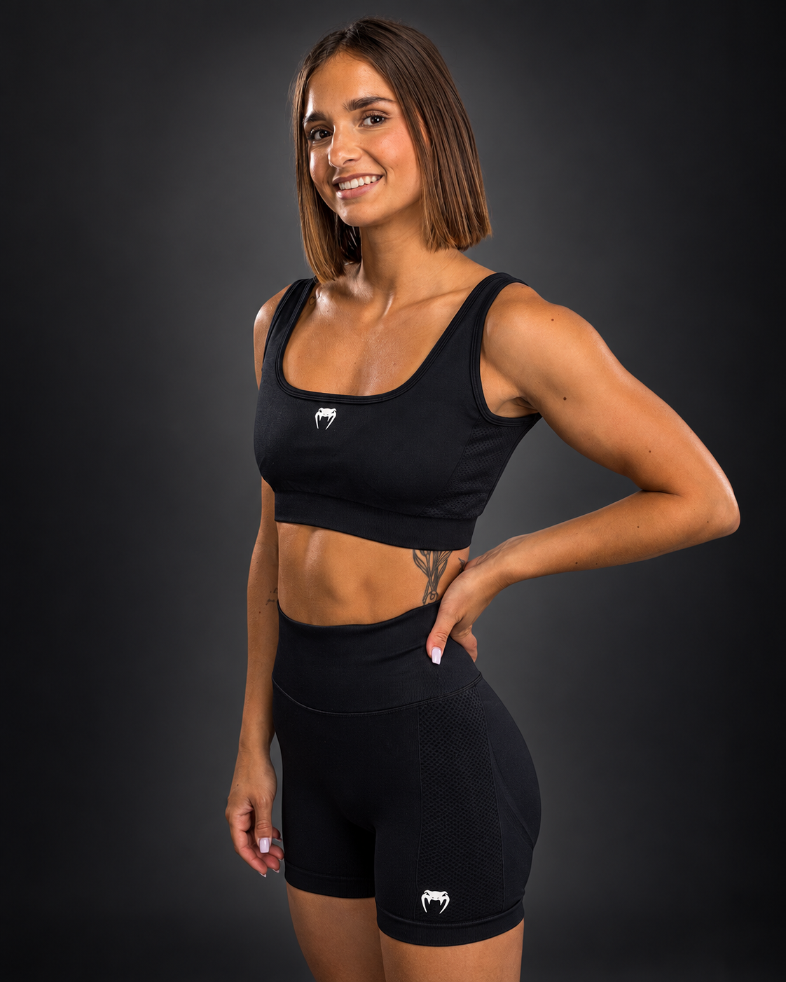 Venum Sculpt Long Sports Bra