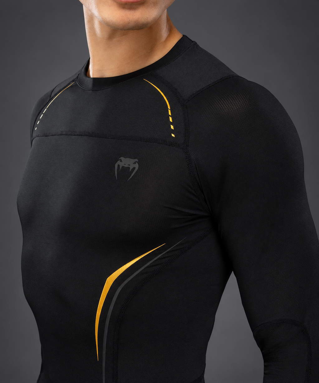 Venum G-Core Long Sleeve Rashguard - Black/Gold