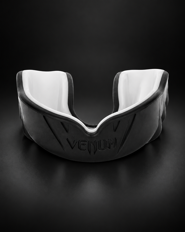 Venum Challenger Mouthguard - Black / Ice