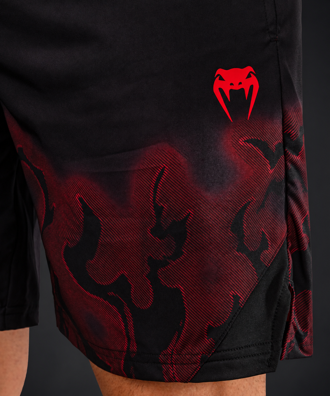 Venum Spectre Training Shorts - Black/Red