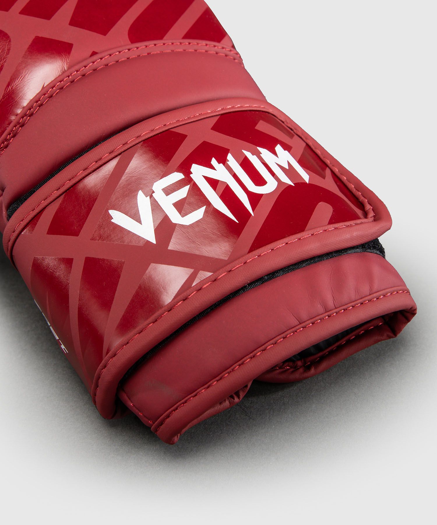 Venum Contender 1.5 Xt Boxing Gloves - Wine Red