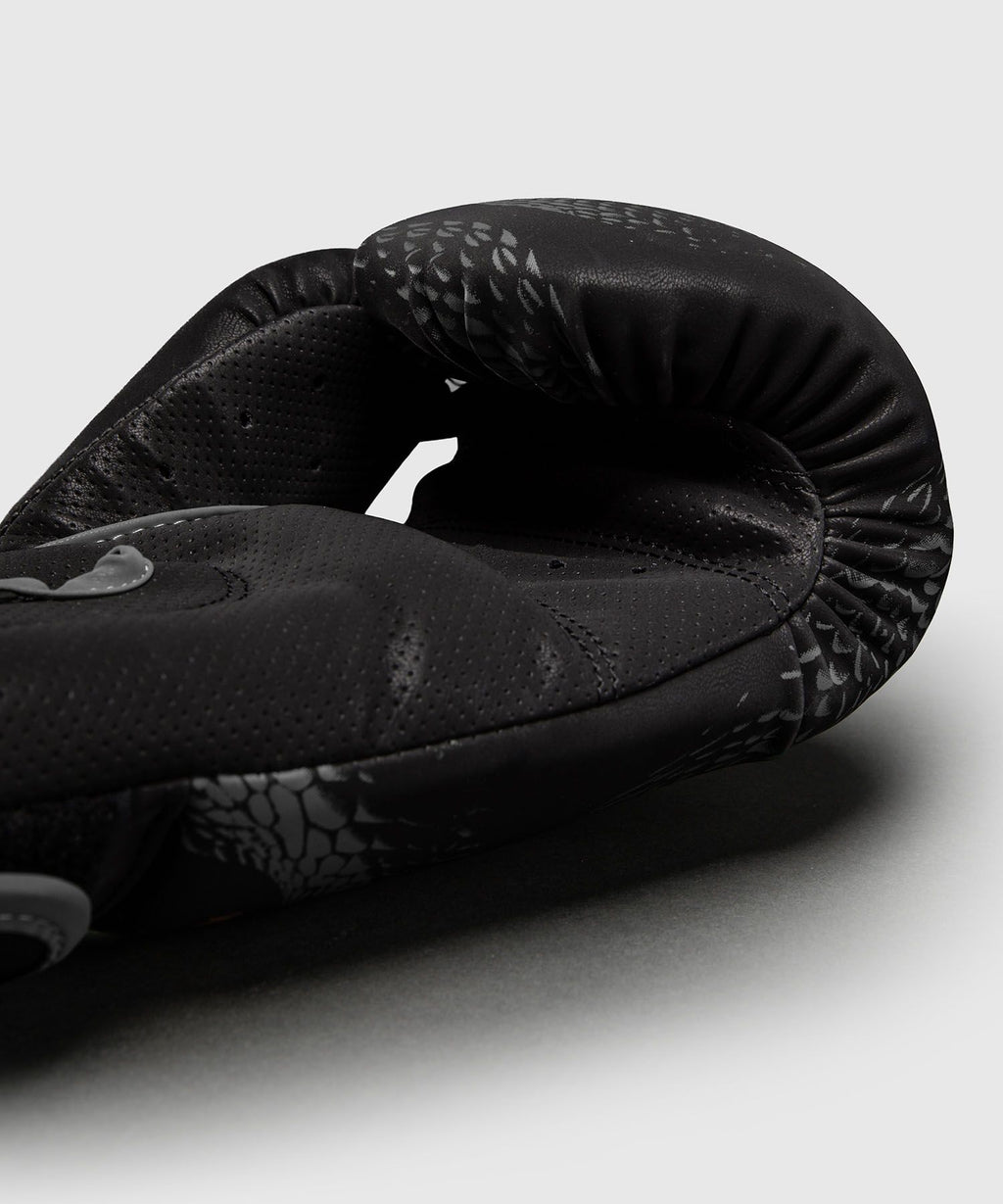 Matupa Boxing Gloves - Black / Grey / Gold