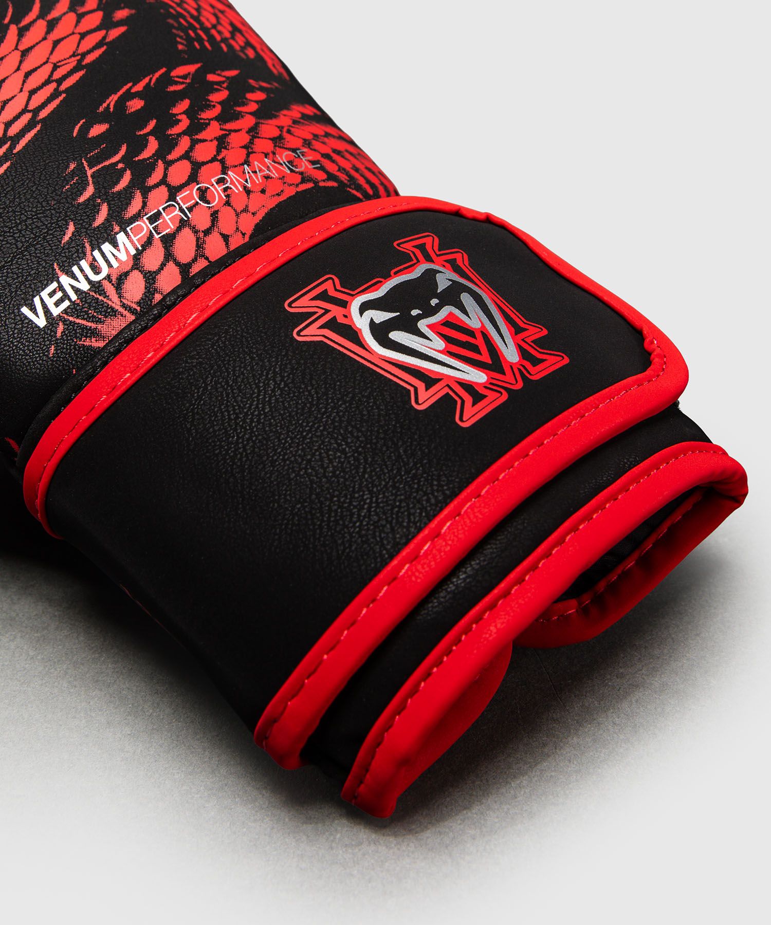 Matupa Boxing Gloves - Red / Black / Silver